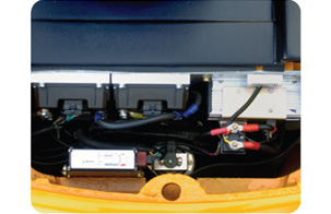 J系列1.3-2吨三支点前驱（后双轮）电动叉车