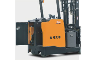 J系列1.5-2吨站驾前移式电动叉车