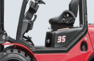 2.5-3.5吨越野叉车（四驱叉车）