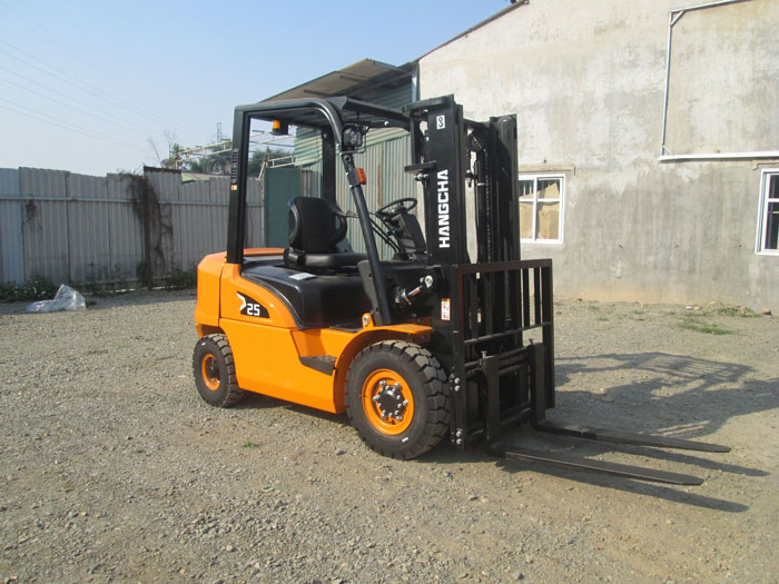 Xe Nang Hangcha 2 5 Tan 2