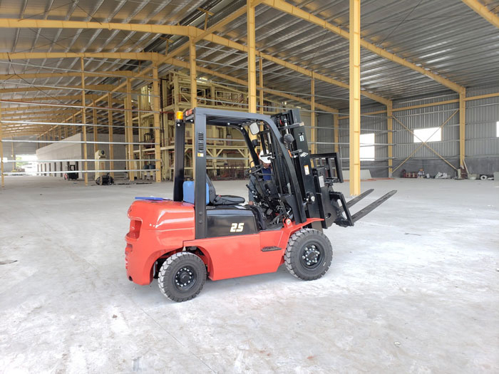 Xe Nang Hangcha 2 5 Tan 5