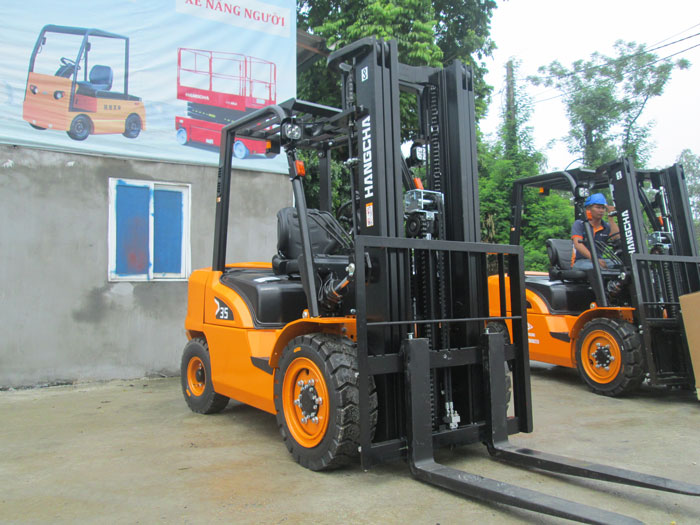 Xe nâng dầu Hangcha 3,5 tấn Model CPCD 35